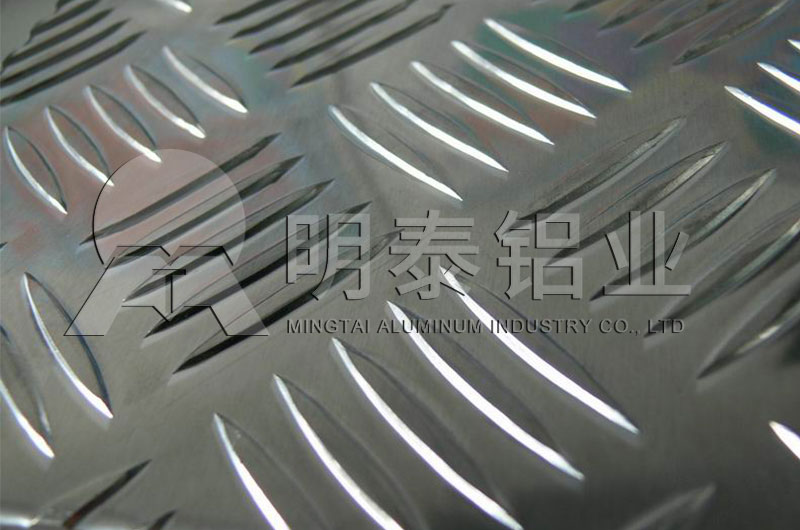 五条筋花纹防滑91免费观看网站