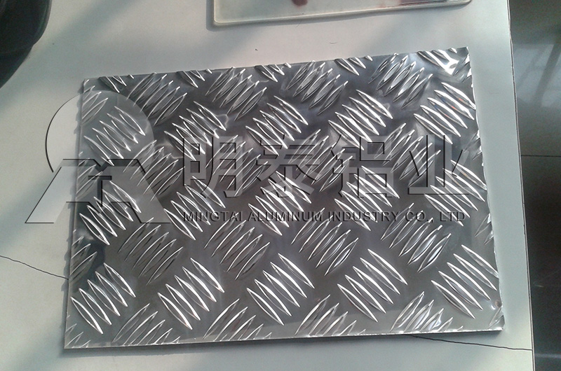 公交车防滑91免费观看网站性能优良